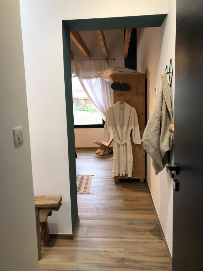 Atelier Natur'L Les Ronzieres Saint-Paul-d'Uzore Ngoại thất bức ảnh